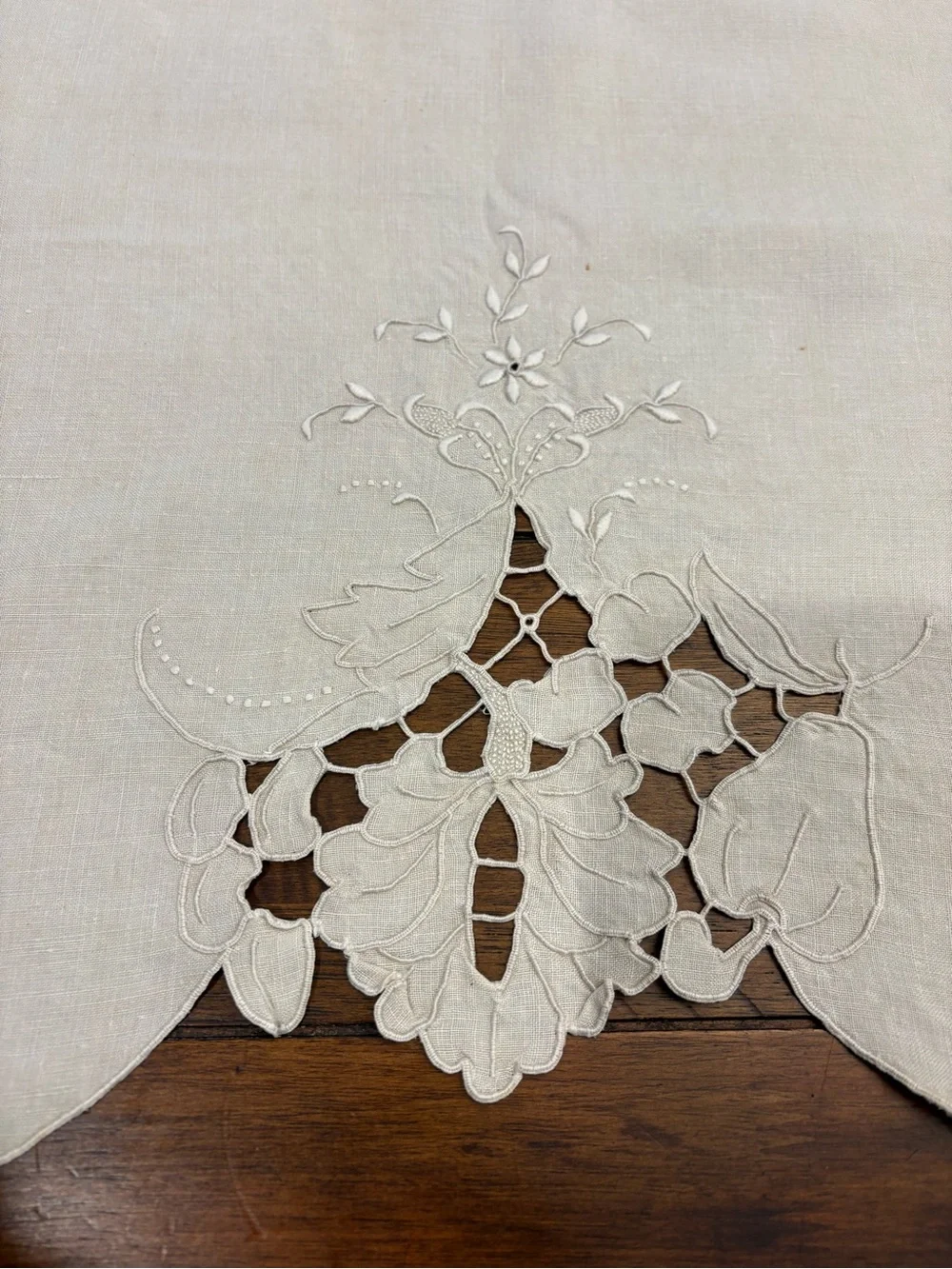 N/A vintage cream